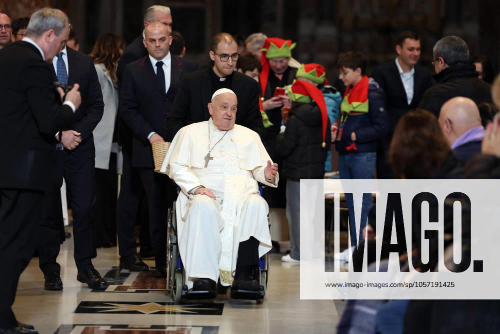 Pope Francis Bergoglio attends the celebration of the Epiphany of the Lord Holy Mass Rome, Italy 06.01.2025 : Pope Francis Bergoglio he goes away in a wheelchair and greets children, disabled faithful after the Epiphany of the Lord Holy Mass on Altar of the Confession, St. Peter’s Basilica Rome italy Italy