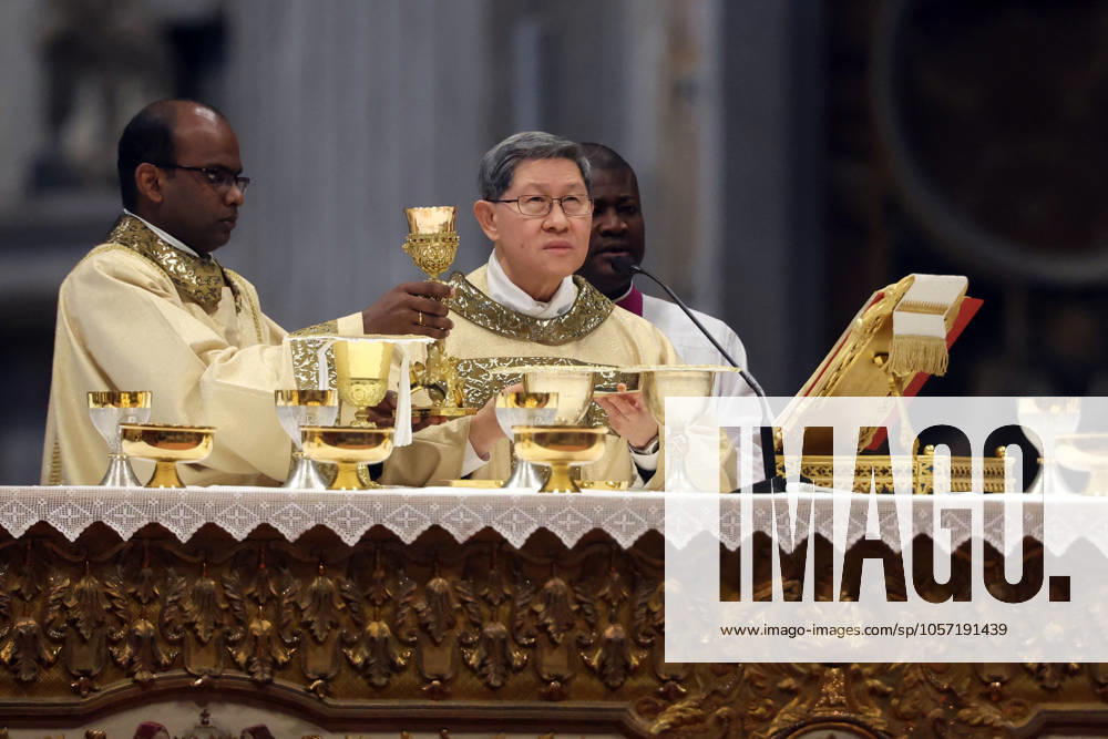 Pope Francis Bergoglio attends the celebration of the Epiphany of the Lord Holy Mass Rome, Italy 06.01.2025 : Pope Francis Bergoglio attends the celebration of the Epiphany of the Lord Holy Mass on Altar of the Confession, St. Peter’s Basilica Rome italy Italy