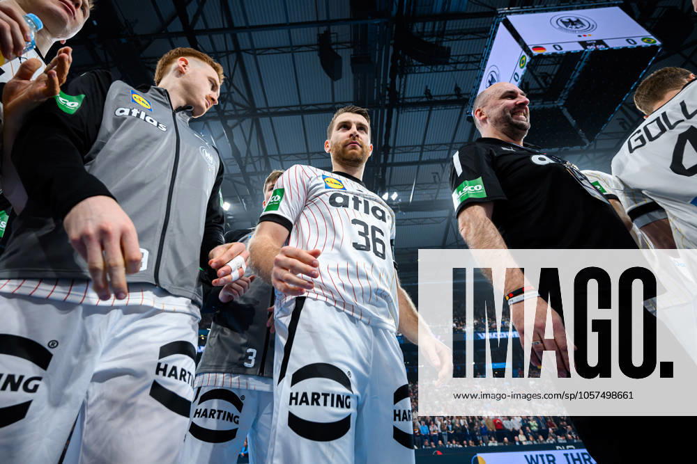 Hamburg: Handball Länderspiel - Vorbereitung WM - Deutschland - Brasilien Lukas Mertens (Deutschland) Hamburg Barlays Arena Deutschland