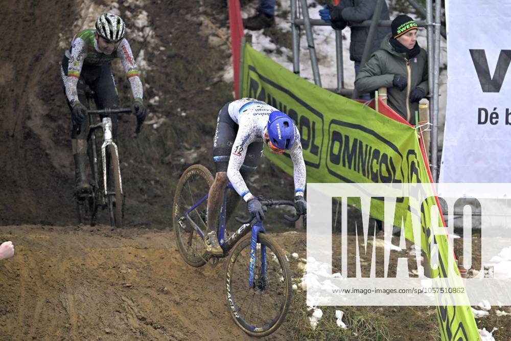 Belgian championship Cyclocross Zolder - day 2 ZOLDER, BELGIUM - JANUARY 12 : Nys Thibau and Verstrynge Emiel during the men U23 Race of the 2025 Belgian Championships cyclocross in Zolder, Belgium, 12 01 2025 Zolder Belgium