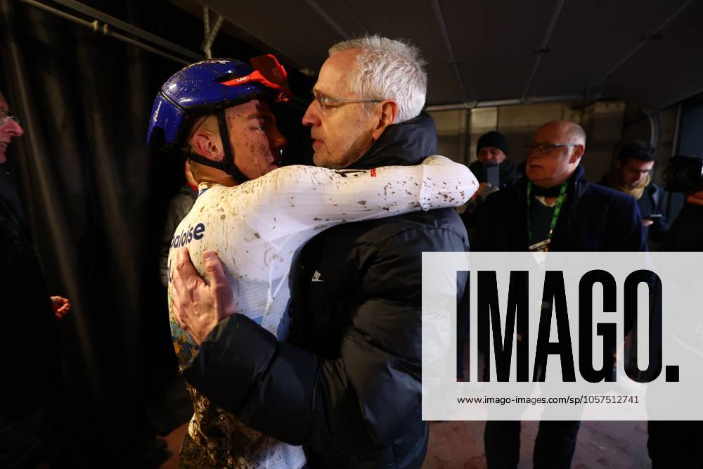 Belgian Thibau Nys celebrates after winning the elite men race of the Belgian Cyclocross Championships (11-12 01) on Sunday 12 January 2025 in Heusden-Zolder. DAVIDxPINTENS x110253238x