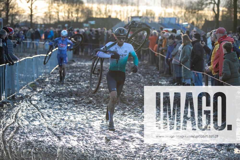 NK Cyclocross Oisterwijk Elite mannen Oisterwijk (NED), CYCLOCROSS, JANUARY 12 Joris Nieuwenhuis Gefotografeerd tijdens het Nederlands Kampioenschap veldrijden in Oisterwijk Content not available for redistribution in The Netherlands directly or indirectly through any third parties.