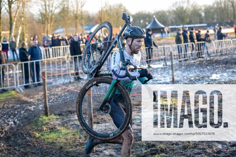 NK Cyclocross Oisterwijk Elite mannen Oisterwijk (NED), CYCLOCROSS, JANUARY 12 Joris Nieuwenhuis Gefotografeerd tijdens het Nederlands Kampioenschap veldrijden in Oisterwijk Content not available for redistribution in The Netherlands directly or indirectly through any third parties.