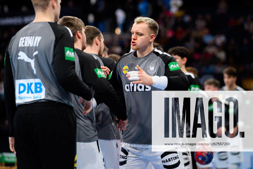 Hamburg: Handball Länderspiel - Vorbereitung WM - Deutschland - Brasilien Justus Fischer (Deutschland) Hamburg Barlays Arena Deutschland