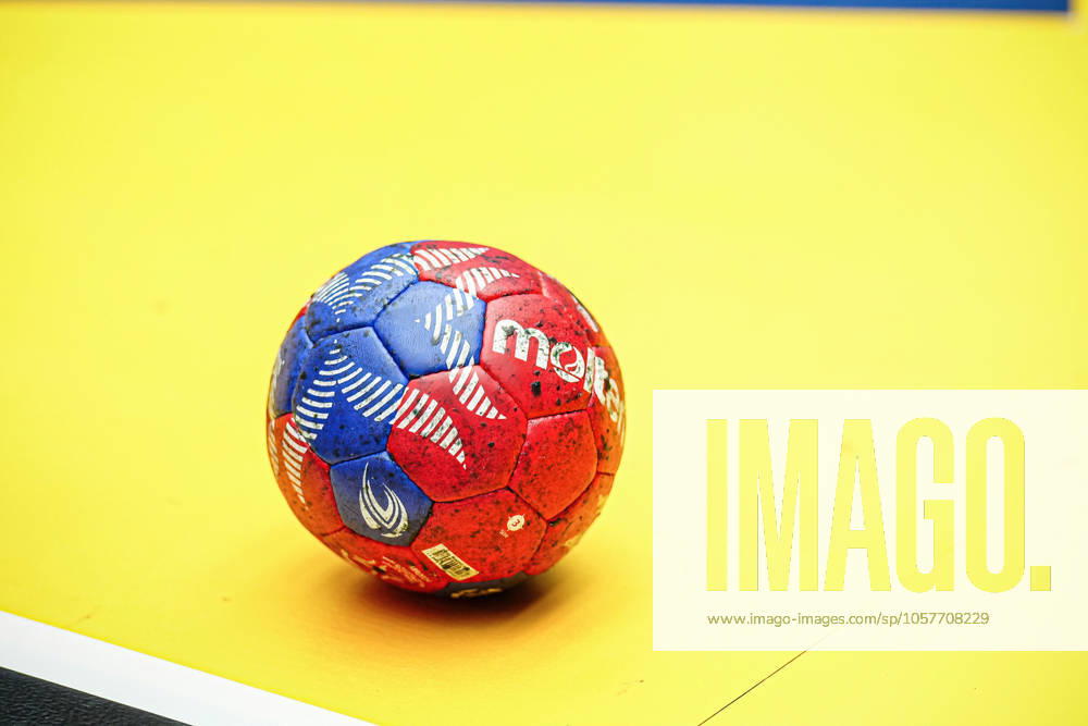 Molten Spielball, Themenfoto, Themenbild, Symbolfoto, Symbolbild, Stockfoto DEN, Deutschland vs. Polen, Handball, IHF Weltmeisterschaft 2025, Gruppe A, Spieltag 1, 15.01.2025 DEN, Deutschland vs. Polen, Handball, IHF Weltmeisterschaft 2025, Gruppe A, Spieltag 1, 15.01.2025 Herning