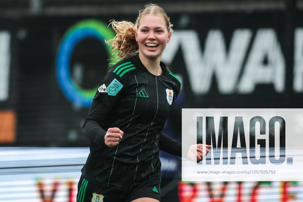 ,711 Sadium, Azerion Eredivisie vrouwen, Telstar - PEC (women) , season 2023 2024, during the match Telstar - PEC (women), PEC Zwolle player Zoe Zuidberg scores and celebrates 0-1 Telstar - PEC (women) x27439557x