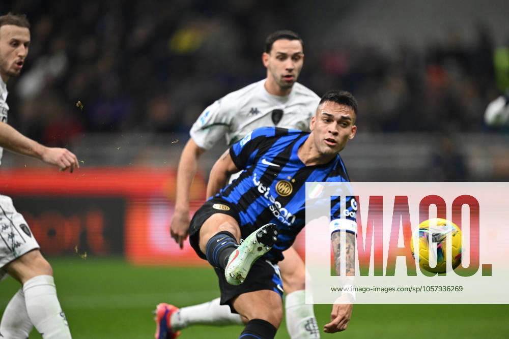 Lautaro Martinez of Inter FC in action during the Italian Serie A football match between Inter FC and Empoli FC on 19 of January 2025 at Giuseppe Meazza San Siro Siro stadium in Milan, Italy