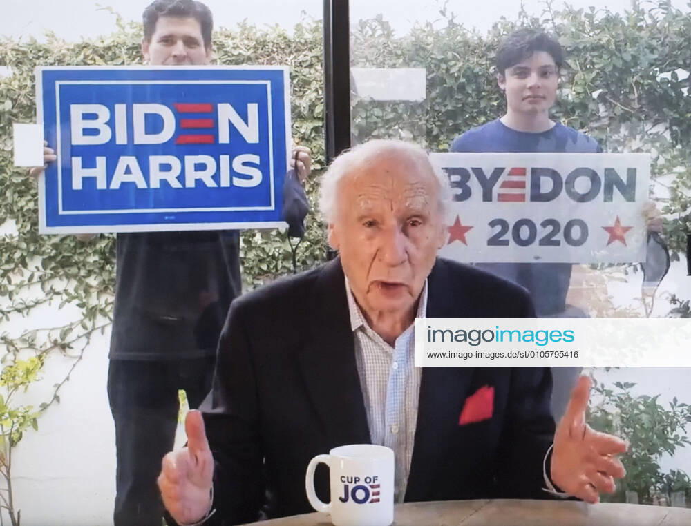 Bilder des Jahres 2020, Entertainment 10 Oktober Entertainment Themen der Woche KW43 October 21, 2020 - Los Angeles, California, USA. - Screen grab from the video made by MEL BROOKS, 94, endorsing Joe Biden for President. This is Mr. Brooks first-ever political video. Los Angeles U.S. - ZUMAce6_ 20201021_zaf_ce6_007