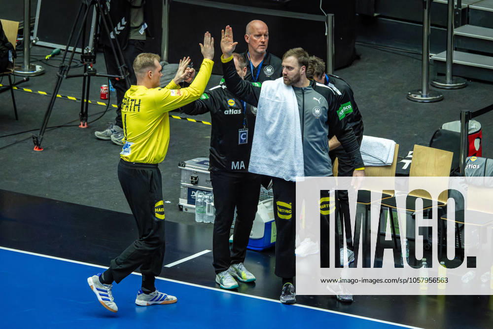 Handball Herning 19.01.2025 IHF Handball World Championship, WM, Weltmeisterschaft Vorrunde Deutschland (GER) - Tschechien (CZE) David Späth (Deutschland, TW, No.01) Spaeth Spath Andreas Wolff (Deutschland, TW, No.33) Jubel