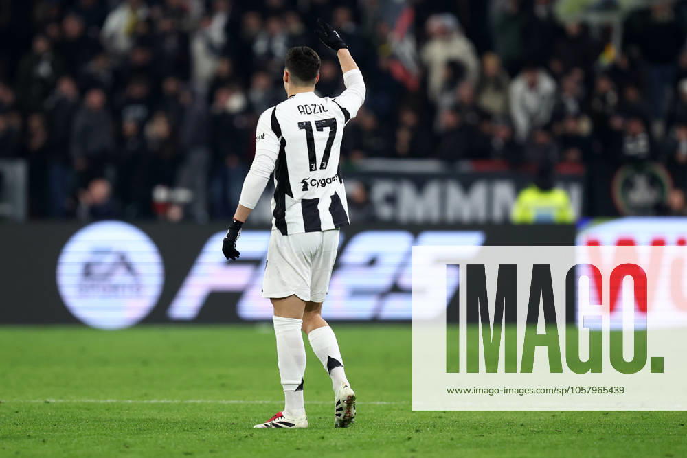 Juventus Fc vs AC Milan Vasilije Adzic of Juventus Fc gestures during the Serie A football match beetween Juventus Fc and AC Milan at Allianz Stadium on January 18, 2025 in Turin, Italy . Torino Allianz Stadium Italy