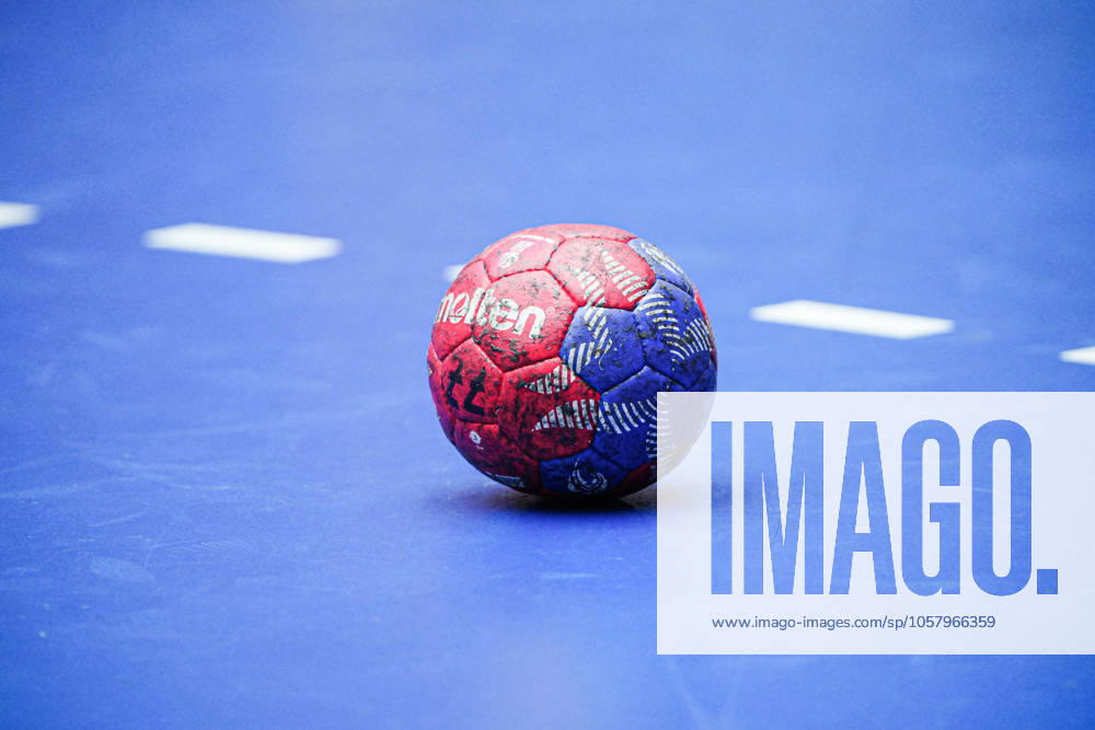 Molten Spielball, Themenfoto, Themenbild, Symbolfoto, Symbolbild, Stockfoto DEN, Deutschland vs. Tschechien, Handball, IHF Weltmeisterschaft 2025, Gruppe A, Spieltag 3, 19.01.2025 DEN, Deutschland vs. Tschechien, Handball, IHF Weltmeisterschaft 2025, Gruppe A, Spieltag 3, 19.01.2025 Herning