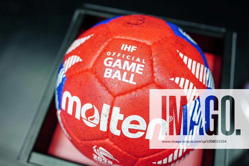 Molten Spielball, Themenfoto, Themenbild, Symbolfoto, Symbolbild, Stockfoto DEN, Schweiz vs. Tunesien, Handball, IHF Weltmeisterschaft 2025, Hauptgruppe 1, Spieltag 1, 21.01.2025 DEN, Schweiz vs. Tunesien, Handball, IHF Weltmeisterschaft 2025, Hauptgruppe 1, Spieltag 1, 21.01.2025 Herning