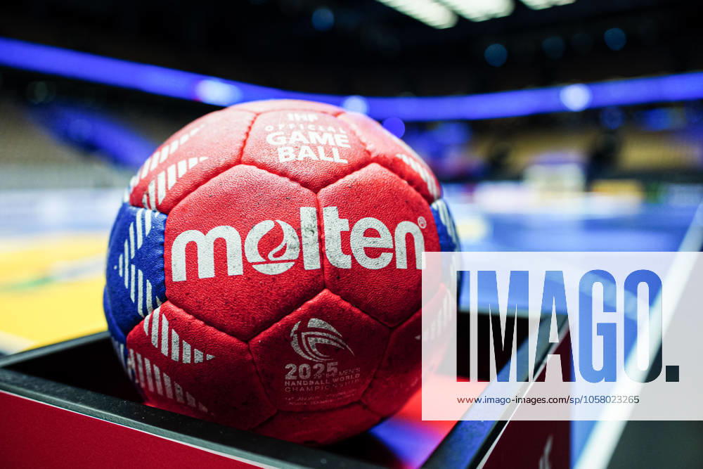 Molten Spielball, Themenfoto, Themenbild, Symbolfoto, Symbolbild, Stockfoto DEN, Schweiz vs. Tunesien, Handball, IHF Weltmeisterschaft 2025, Hauptgruppe 1, Spieltag 1, 21.01.2025 DEN, Schweiz vs. Tunesien, Handball, IHF Weltmeisterschaft 2025, Hauptgruppe 1, Spieltag 1, 21.01.2025 Herning