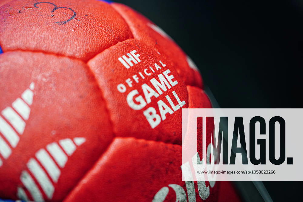 Molten Spielball, Themenfoto, Themenbild, Symbolfoto, Symbolbild, Stockfoto DEN, Schweiz vs. Tunesien, Handball, IHF Weltmeisterschaft 2025, Hauptgruppe 1, Spieltag 1, 21.01.2025 DEN, Schweiz vs. Tunesien, Handball, IHF Weltmeisterschaft 2025, Hauptgruppe 1, Spieltag 1, 21.01.2025 Herning