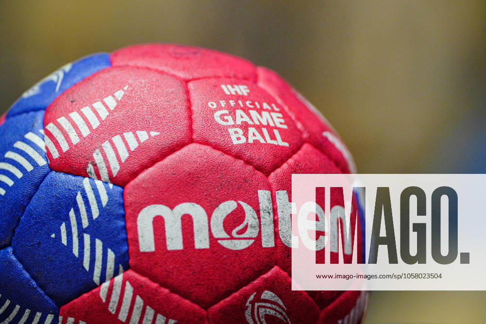 Molten Spielball, Themenfoto, Themenbild, Symbolfoto, Symbolbild, Stockfoto DEN, Daenemark vs. Deutschland, Handball, IHF Weltmeisterschaft 2025, Hauptgruppe 1, Spieltag 1, 21.01.2025 DEN, Daenemark vs. Deutschland, Handball, IHF Weltmeisterschaft 2025, Hauptgruppe 1, Spieltag 1, 21.01.2025 Herning