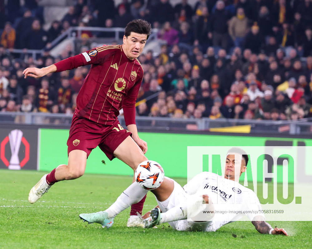 UEFA Europa League Football Match - 2024 25 Roma vs Eintracht Frankfurt 30 01 2025 Rome, Stadio Olimpico, football match valid for UEFA Europa League 2024 24 between AS Roma vs Eintracht Frankfurt In photo: goal the Eldor Shomurodov of Roma AS ROMA Stadium Olimpic Lazio ITALY