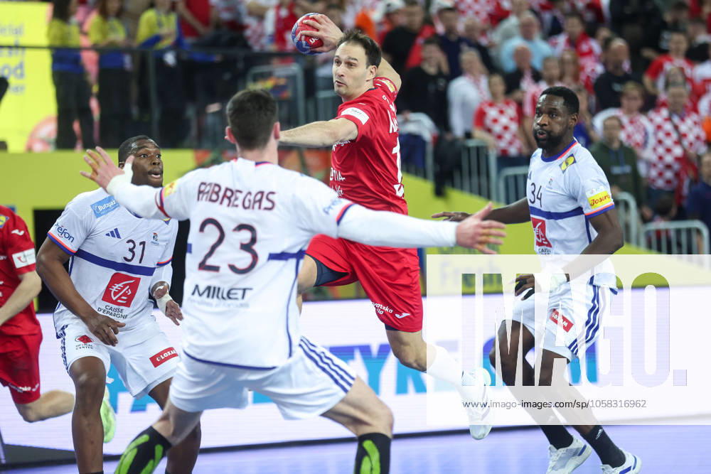 IHF Men Handball World Championship, WM, Weltmeisterschaft France v Croatia Igor Karacic of Croatia shoots during the 2025 IHF Men s Handball World Championship Semi-final match between France and Croatia at Arena Zagreb on January 30, 2025 in Zagreb, Croatia. SlavkoxMidzor PIXSELL