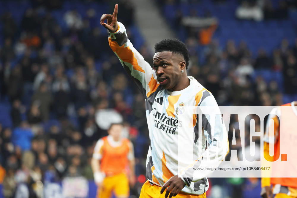 RCD Espanyol de Barcelona v Real Madrid CF - La Liga EA Sports Vinicius Junior trains before the match between RCD Espanyol and Real Madrid CF, corresponding to week 22 of LaLiga EA Sports, at the RCDE Stadium in Barcelona, Spain, on February 1, 2025. Barcelona Barcelona Spain