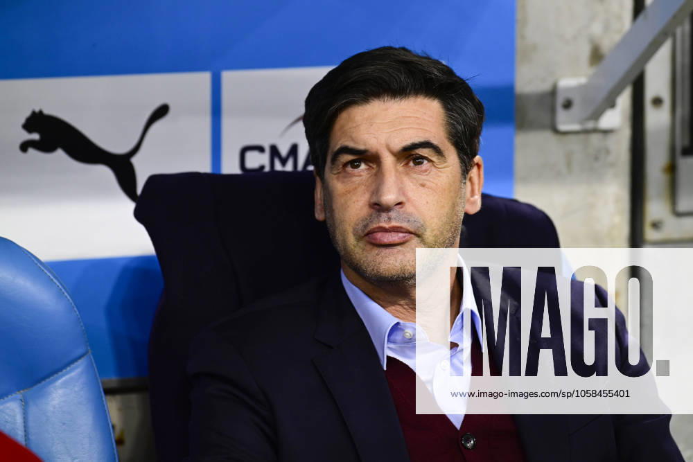 L Olympique de Marseille recoit l Olympique Lyonnais dans le cadre de la 20e journée de Ligue 1 Mcdonald s. Paulo Fonseca (entraineur Olympique Lyonnais)