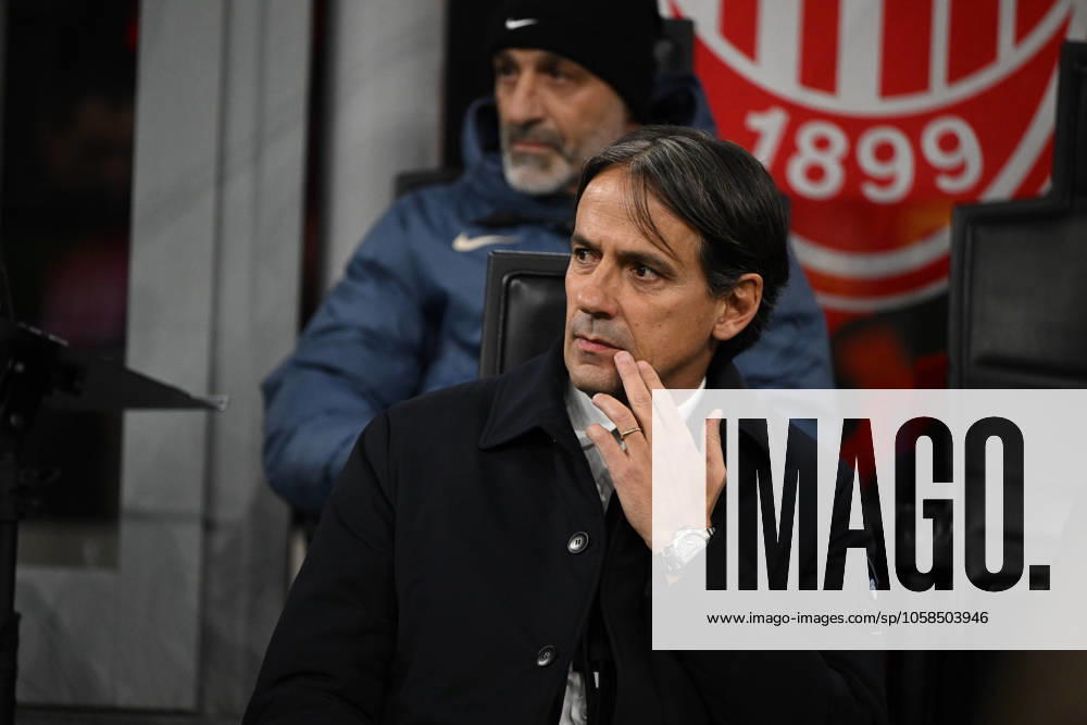 AC Milan vs Inter FC Internazionale Serie A match at Giuseppe Meazza San Siro Stadium Simone Inzaghi Head Coach of FC Inter, during the Italian Serie A football match between AC Milan and FC Inter on February 2, 2025 at Giuseppe Meazza San Siro Siro stadium in Milan, Italy Italy