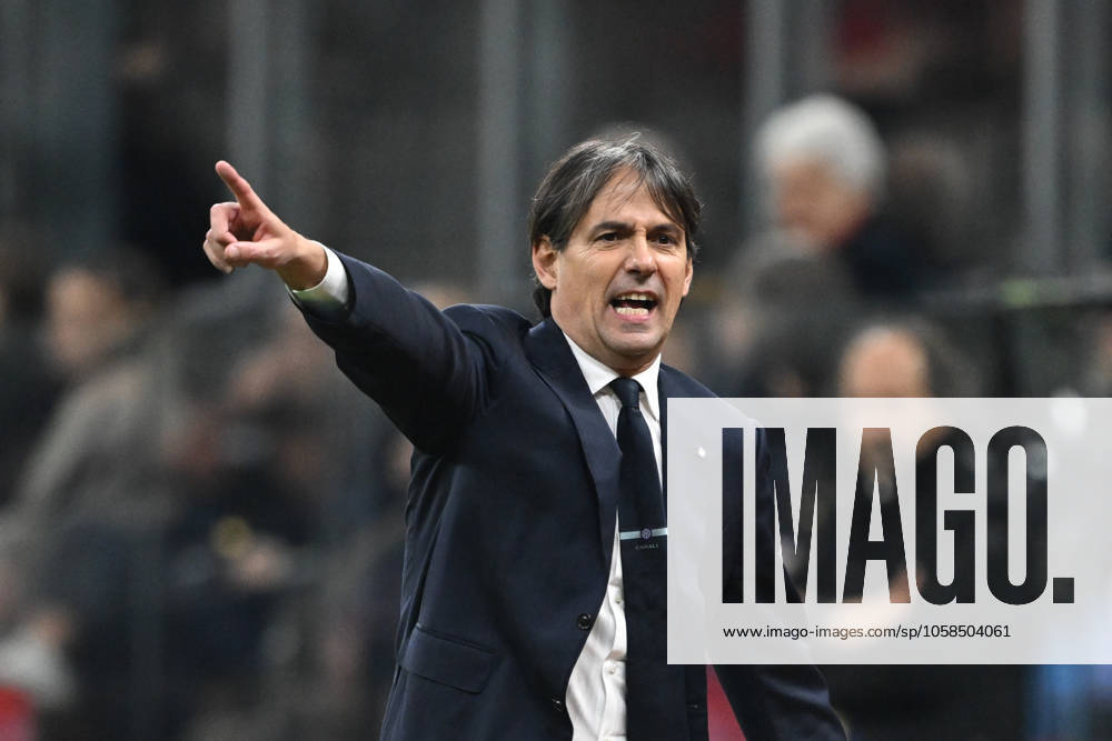 AC Milan vs Inter FC Internazionale Serie A match at Giuseppe Meazza San Siro Stadium Simone Inzaghi Head Coach of FC Inter, during the Italian Serie A football match between AC Milan and FC Inter on February 2, 2025 at Giuseppe Meazza San Siro Siro stadium in Milan, Italy Italy