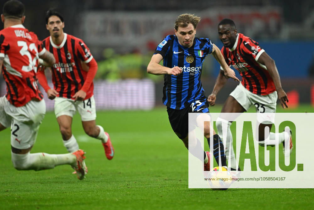 AC Milan vs Inter FC Internazionale Serie A match at Giuseppe Meazza San Siro Stadium Nicolò Barella of FC Inter in action during the Italian Serie A football match between AC Milan and FC Inter on February 2, 2025 at Giuseppe Meazza San Siro Siro stadium in Milan, Italy Italy