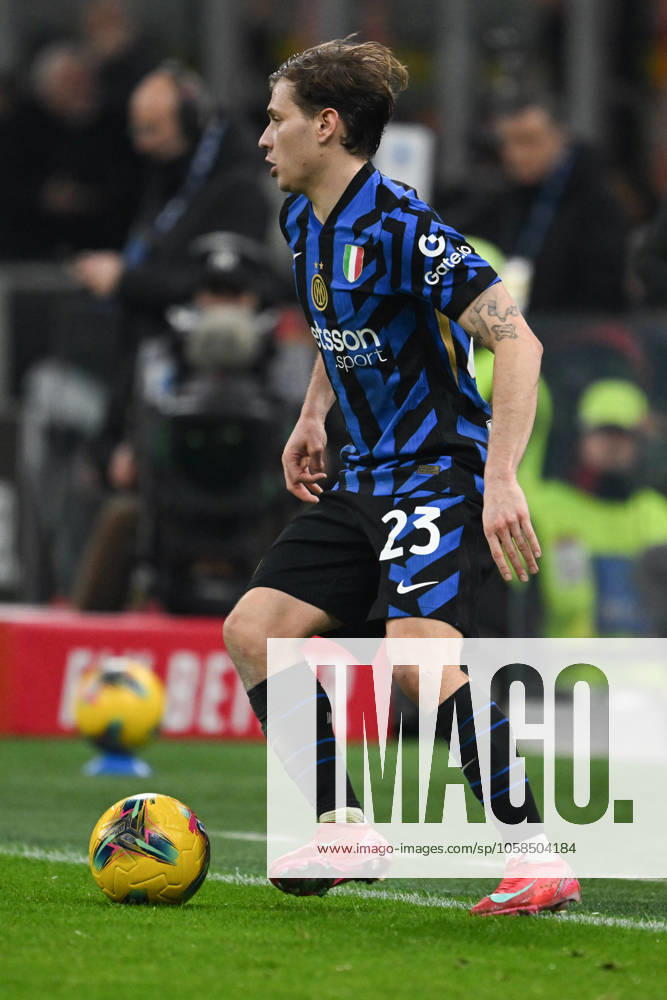 AC Milan vs Inter FC Internazionale Serie A match at Giuseppe Meazza San Siro Stadium Nicolò Barella of FC Inter in action during the Italian Serie A football match between AC Milan and FC Inter on February 2, 2025 at Giuseppe Meazza San Siro Siro stadium in Milan, Italy Italy