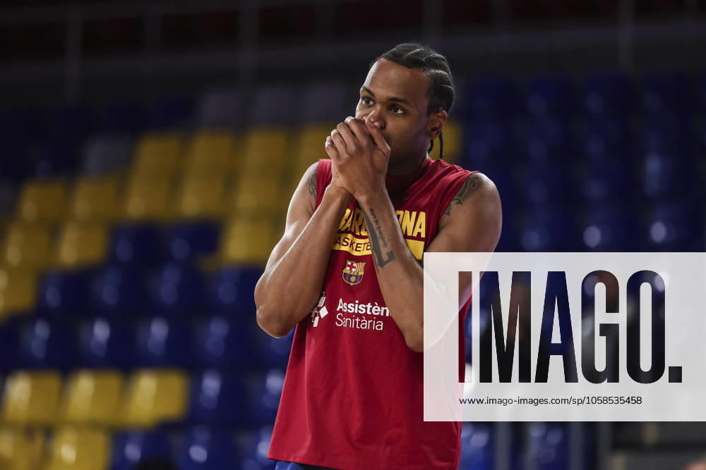 Kevin Punter of FC Barcelona, Barca gestures during the Turkish Airlines Euroleague, match played between FC Barcelona and Maccabi Playtika Tel Aviv at Palau Blaugrana on February 05, 2025 in Barcelona, Spain. Barcelona Spain - ZUMAa181 20250205_zaa_a181_078