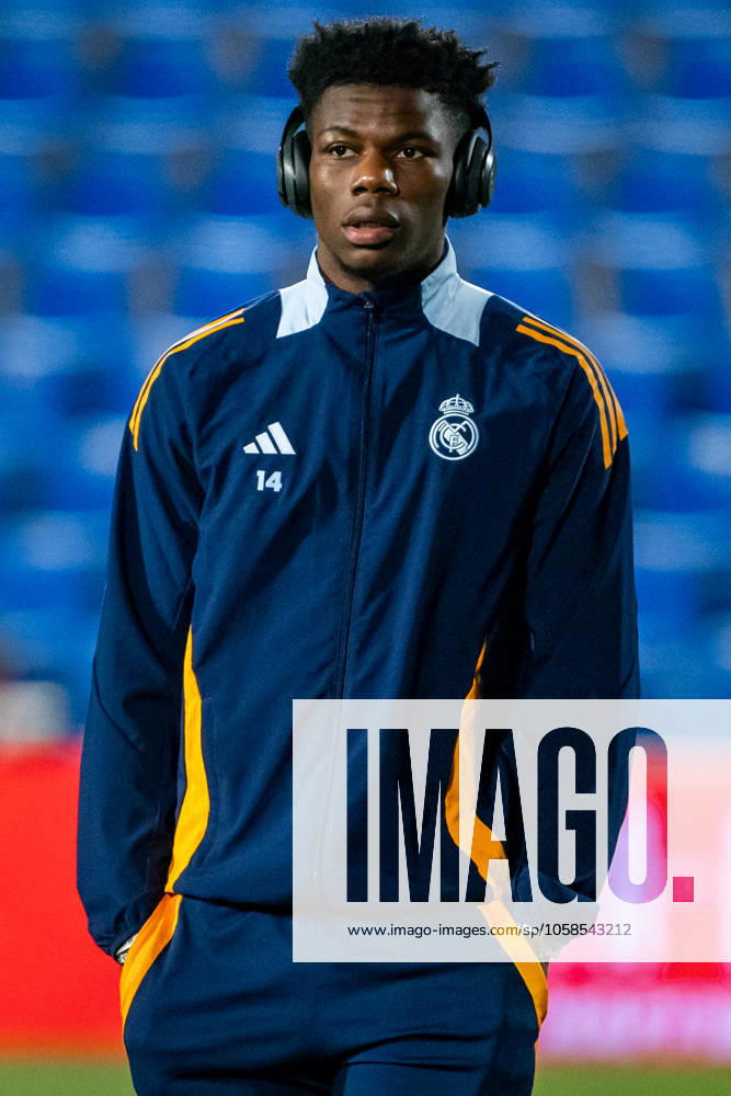 Copa del Rey 2024 25: CD Leganes vs Real Madrid CF Aurelien Tchouameni of Real Madrid CF seen walking on the field before the Copa del Rey quarter match between CD Leganes and Real Madrid CF at Estadio Municipal de Butarque on February 5, 2025 in Leganes, Spain. Leganes Estadio Municipal de Butarque Madrid Spain