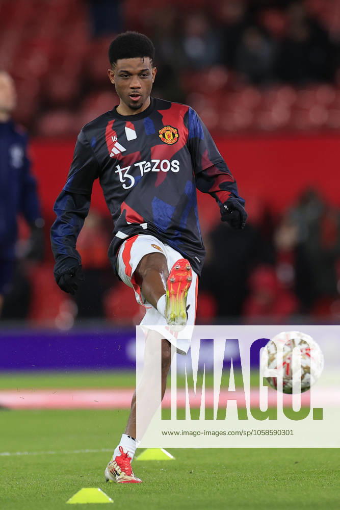 Manchester United, ManU v Leicester City FA Cup 07 02 2025. 4th Round Amad Diallo (16) of Manchester United during the warm-up ahead of the FA Cup match between Manchester United and Leicester City at Old Trafford, Manchester, England on 7 February 2025. Manchester Old Trafford Greater Manchester England Editorial use only DataCo restrictions apply See www.football-dataco.com ,
