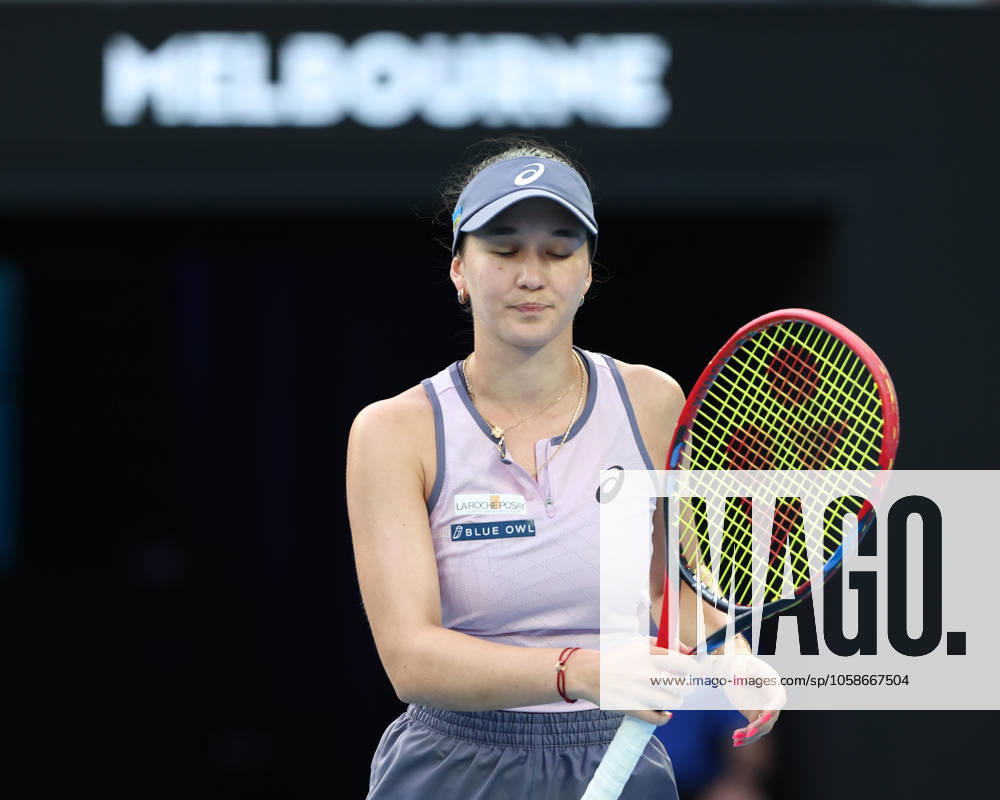 Eva Lys (GER) reagiert veraergert,Aerger,enttaeuscht, Enttaeuschung,Emotion, Australian Open 2025, Melbourne Park, Melbourne, Victoria, Australia.