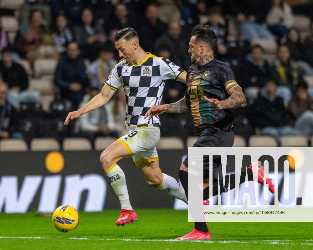 ROBERT BOZENIK from Boavista FC seen on action during the Liga Portugal Betclic 2024 25 match between Boavista FC and Estrela da Amadora at Estadio do Bessa 14, February 2025 in Porto, Portugal. Final Score Boavista FC 0 - 1 Estrela da Amadora Porto Portugal - ZUMAl192 20250214_zsp_l192_010