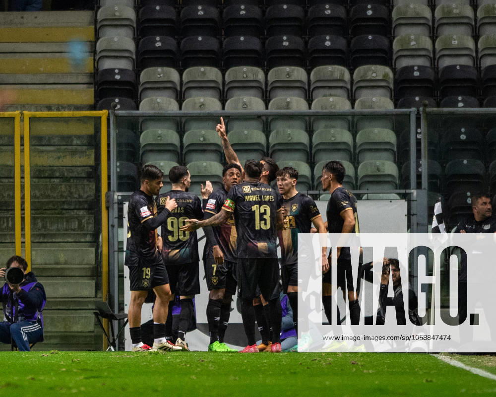 RODRIGO PINHO from Estrela da Amadora seen celebrating his goal with his teammates during the Liga Portugal Betclic 2024 25 match between Boavista FC and Estrela da Amadora at Estadio do Bessa 14, February 2025 in Porto, Portugal. Final Score Boavista FC 0 - 1 Estrela da Amadora Porto Portugal - ZUMAl192 20250214_zsp_l192_022