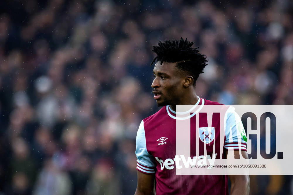 London, England, January 18 2025: Mohammed Kudus (14 West Ham) during the Premier League game between West Ham and Brentford at London Stadium in London, England. (Pedro Porru SPP)