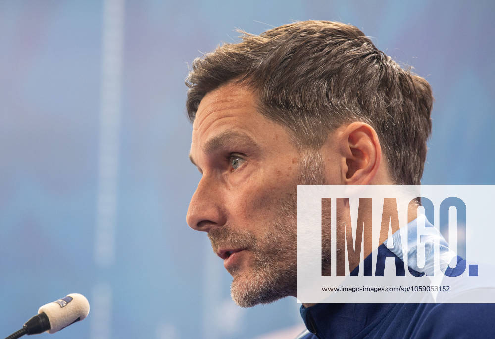 Fussball, Herren, Saison 2024 25, 2. Bundesliga, Hertha BSC, Pressekonferenz zum bevorstehenden Spiel gegen den 1. FC Nürnberg, im Bild: Trainer Stefan Leitl (Hertha BSC), 20.02. 2025,