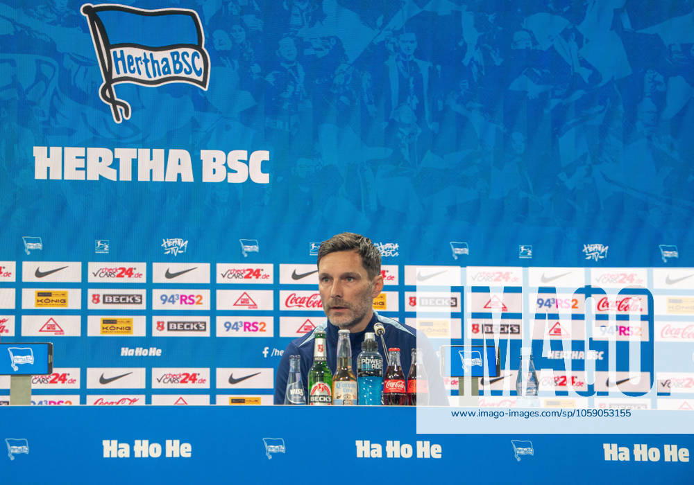 Fussball, Herren, Saison 2024 25, 2. Bundesliga, Hertha BSC, Pressekonferenz zum bevorstehenden Spiel gegen den 1. FC Nürnberg, im Bild: Trainer Stefan Leitl (Hertha BSC), 20.02. 2025,