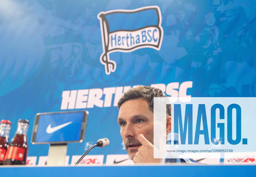 Fussball, Herren, Saison 2024 25, 2. Bundesliga, Hertha BSC, Pressekonferenz zum bevorstehenden Spiel gegen den 1. FC Nürnberg, im Bild: Trainer Stefan Leitl (Hertha BSC), 20.02. 2025,