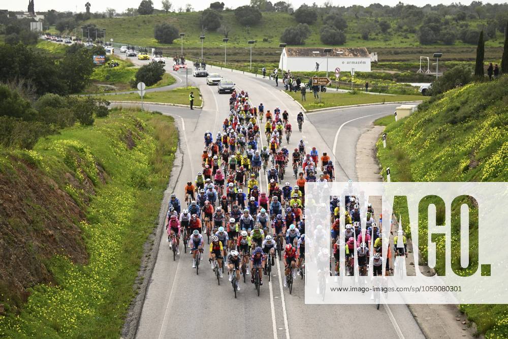 2025 Volta Algarve cycling race - Stage 3 TAVIRA, PORTUGAL - FEBRUARY 21 : illustration picture of the peloton during stage 3 of the 51th edition of the Volta Algarve cycling race, with start in Vila Real Santo Antonio and finish in Tavira on February 21, 2025 in Tavira, Portugal, 21 02 2025 ( Motordriver Kenny Verfaillie - Tavira Portugal