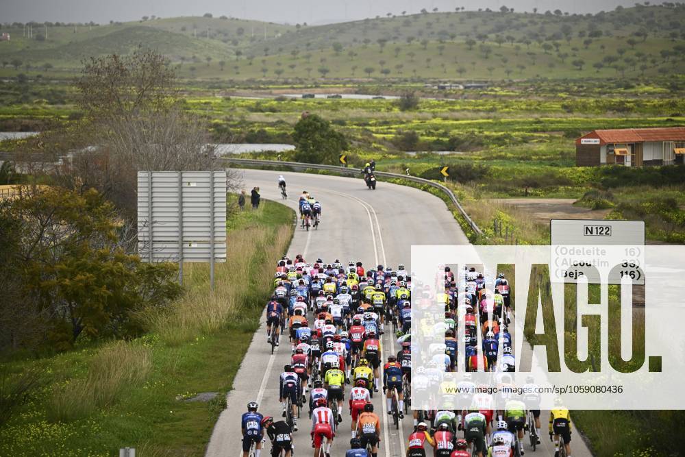 2025 Volta Algarve cycling race - Stage 3 TAVIRA, PORTUGAL - FEBRUARY 21 : illustration picture of the peloton during stage 3 of the 51th edition of the Volta Algarve cycling race, with start in Vila Real Santo Antonio and finish in Tavira on February 21, 2025 in Tavira, Portugal, 21 02 2025 ( Motordriver Kenny Verfaillie - Tavira Portugal