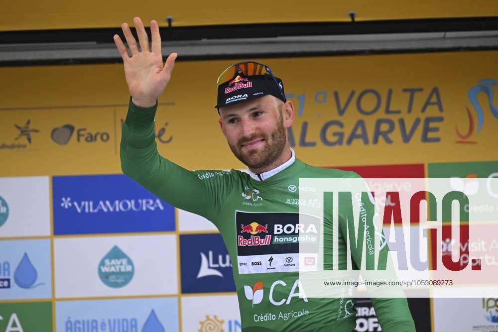 2025 Volta Algarve cycling race - Stage 3 TAVIRA, PORTUGAL - FEBRUARY 21 : Meeus Jordi (BEL) of Red Bull - Bora - Hansgrohe pictured with the green jersey during the podium ceremony of stage 3 of the 51th edition of the Volta Algarve cycling race, with start in Vila Real Santo Antonio and finish in Tavira on February 21, 2025 in Tavira, Portugal, 21 02 2025 ( Motordriver Kenny Verfaillie - Tavira Portugal