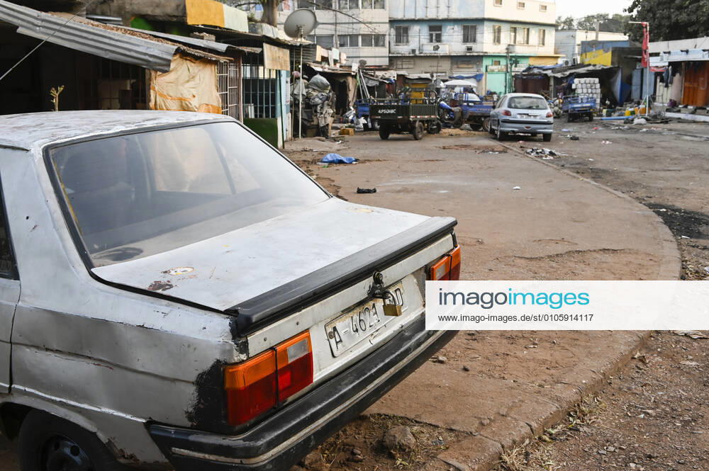 Mali, Bamako, used cars from Europe MALI, Bamako, old car imported from Europe