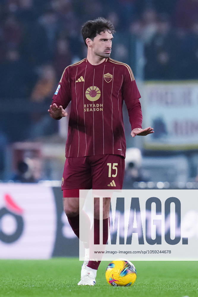 AS Roma v AC Monza - Serie A Enilive Mats Hummels of AS Roma reacts during the Serie A Enilive match between AS Roma and AC Monza at Stadio Olimpico on February 24, 2025 in Rome, Italy. Rome Stadio Olimpico Rome Italy