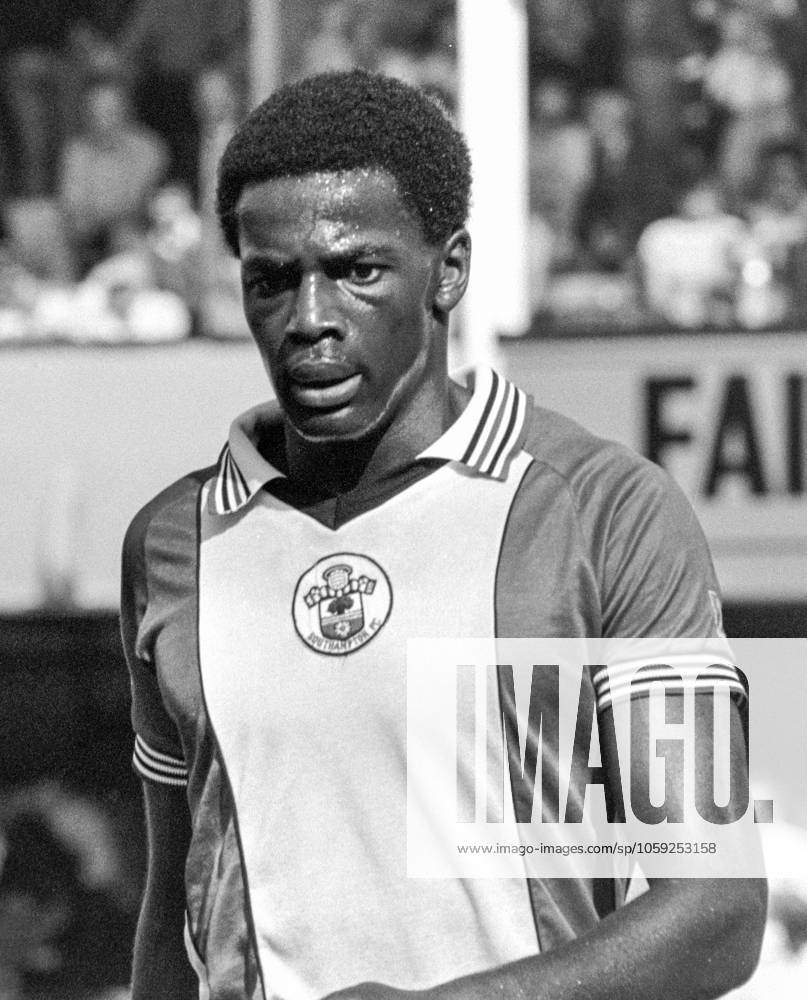 Football, Division One, England 1982-1983: Southampton - Aston Villa: Southamptons Justin Fashanu. Photo: BILDBYRAN D178_06 D178_06 scanx football fotboll english Division One england Southampton Aston Villa season 1982-1983 1982-83 1982 83 1982 bbeng dia