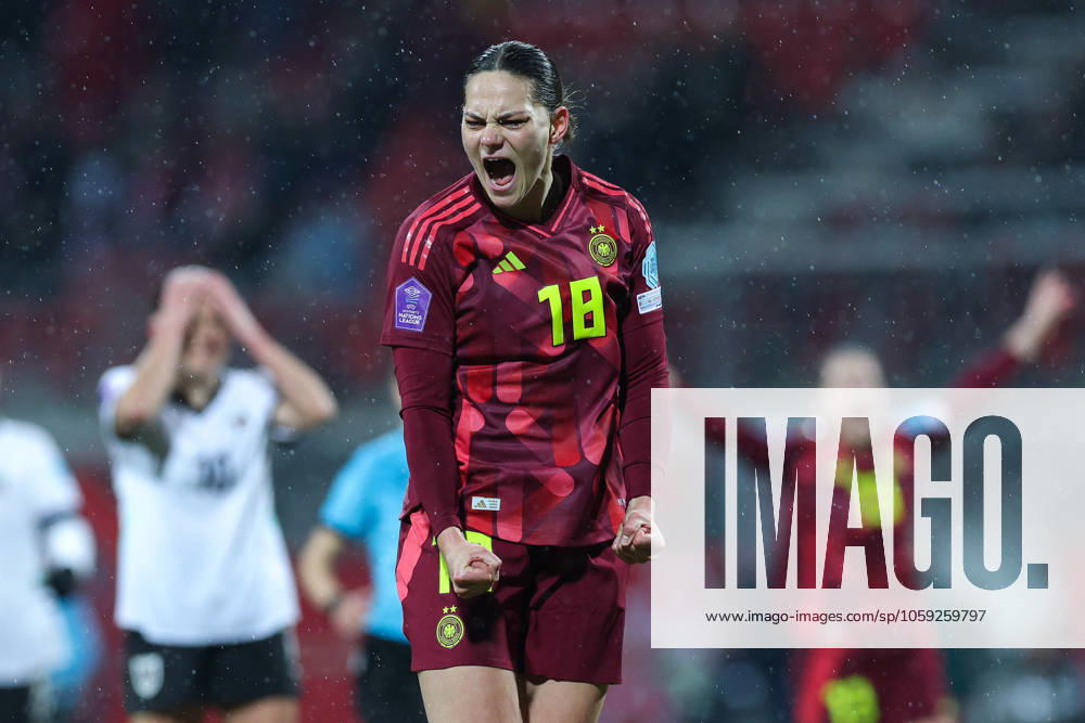 Fußball UEFA Nations League Damen Nationalmannschaft Länderspiel Deutschland - Österreich am 25.02.2025 im Max-Morlock-Stadion in Nürnberg Torjubel Jubel zum 3:1 durch Giovanna Hoffmann ( Deutschland ) DFB regulations prohibit any use of photographs as image sequences and or quasi-video.