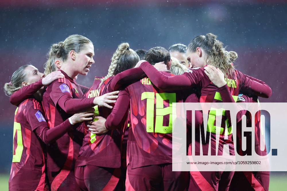 Fußball UEFA Nations League Damen Nationalmannschaft Länderspiel Deutschland - Österreich am 25.02.2025 im Max-Morlock-Stadion in Nürnberg Torjubel Jubel zum 3:1 durch Giovanna Hoffmann ( Deutschland ) DFB regulations prohibit any use of photographs as image sequences and or quasi-video.