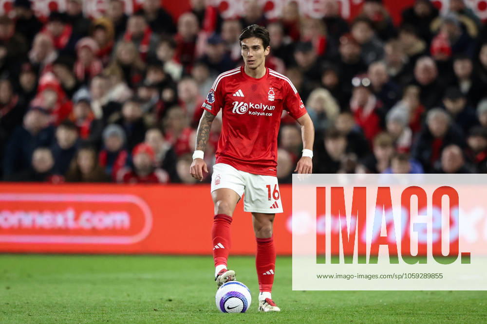 Premier League Nottingham Forest v Arsenal Nicolas Dominguez of Nottingham Forest with the ball during the Premier League match Nottingham Forest vs Arsenal at City Ground, Nottingham, United Kingdom, 26th February 2025 (Photo by Alfie Cosgrove News Images) Nottingham City Ground Nottinghamshire United Kingdom