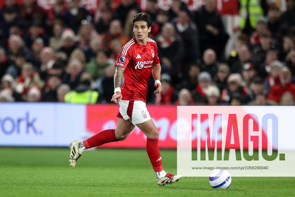 Premier League Nottingham Forest v Arsenal Nicolas Dominguez of Nottingham Forest with the ball during the Premier League match Nottingham Forest vs Arsenal at City Ground, Nottingham, United Kingdom, 26th February 2025 (Photo by Alfie Cosgrove News Images) Nottingham City Ground Nottinghamshire United Kingdom