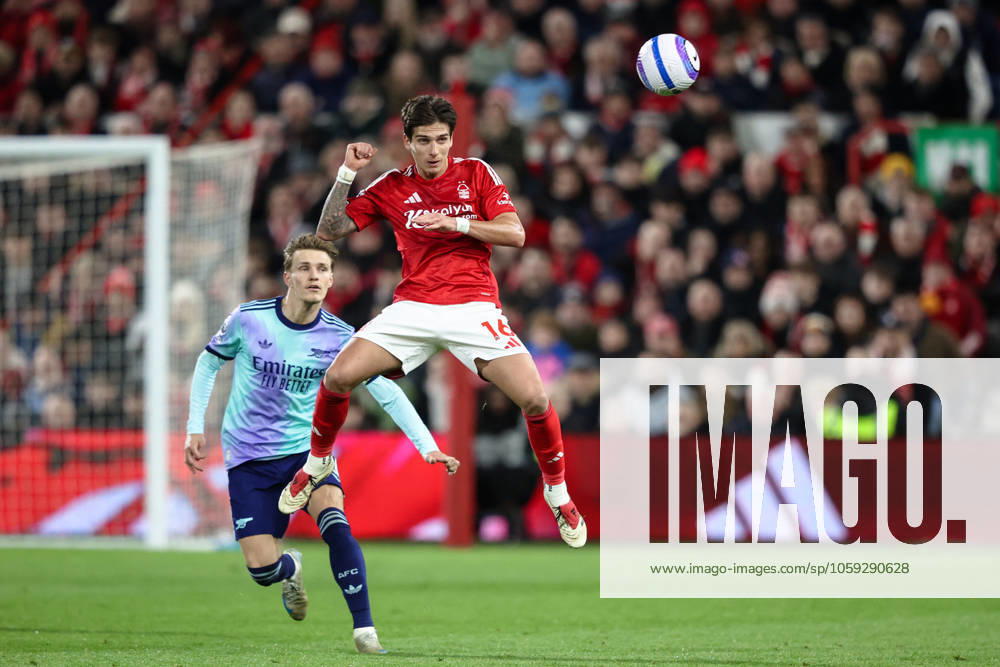 Premier League Nottingham Forest v Arsenal Nicolas Dominguez of Nottingham Forest jumps up to win the high ball during the Premier League match Nottingham Forest vs Arsenal at City Ground, Nottingham, United Kingdom, 26th February 2025 (Photo by Alfie Cosgrove News Images) Nottingham City Ground Nottinghamshire United Kingdom