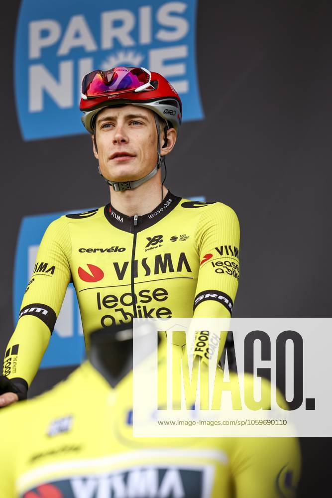 Danish Jonas Vingegaard Hansen of Team Visma-Lease a Bike pictured before the first stage of 83th edition of the Paris-Nice cycling race, from and to Le Perray-en-Yvelines (156,5km), Sunday 09 March 2025. DAVIDxPINTENS x114552931x