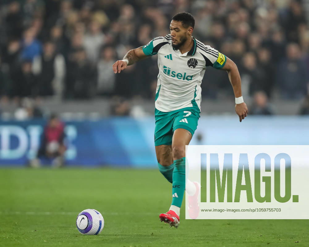 Premier League West Ham United v Newcastle United Joelinton of Newcastle United makes a break with the ball during the Premier League match West Ham United vs Newcastle United at London Stadium, London, United Kingdom, 10th March 2025 (Photo by Izzy Poles News Images)